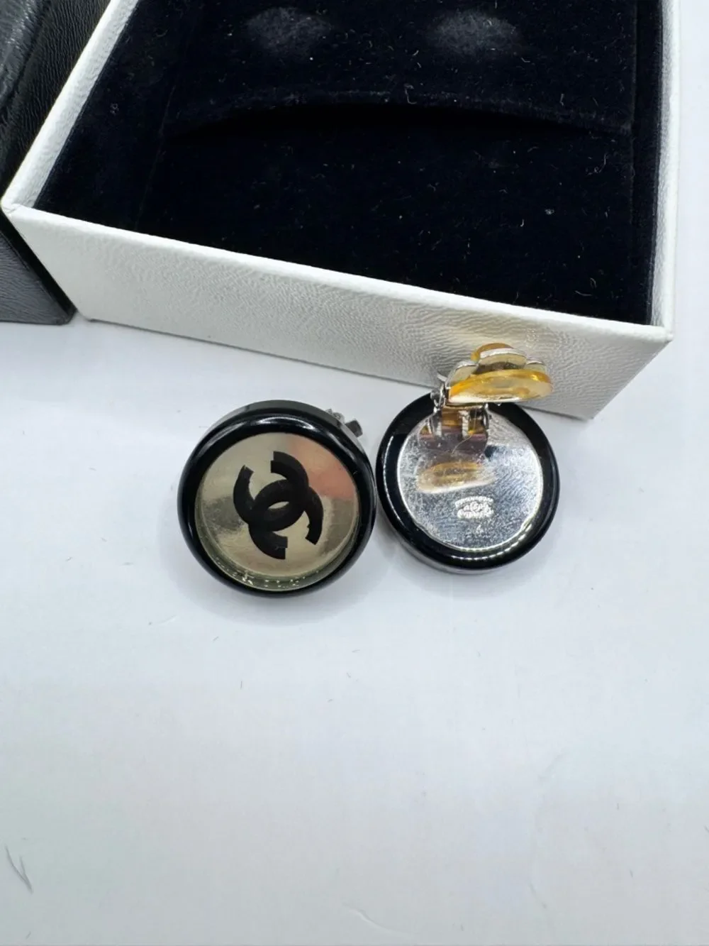 Authentic Vintage 1995 Chanel 95P CC Logo Button Clip-On Earrings Black Gold